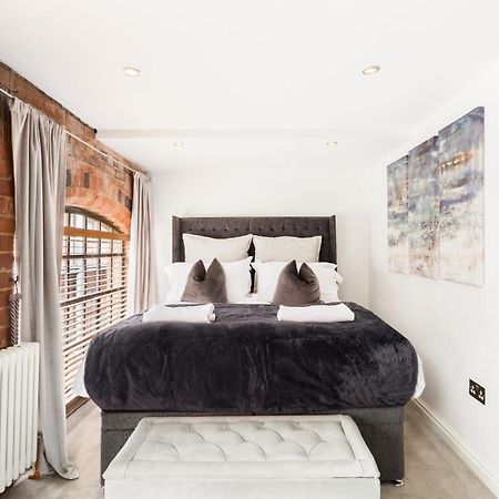 High End Luxury Townhouse In Jq, 4 Bedrooms, Flat Screen Tv In All Rooms, Free Parking, Near Birmingham City Centre Deposit Required Eksteriør bilde